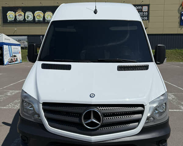 Белый Мерседес Sprinter, объемом двигателя 2.2 л и пробегом 270 тыс. км за 27500 $, фото 15 на Automoto.ua