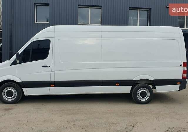 Білий Мерседес Sprinter, об'ємом двигуна 2.1 л та пробігом 340 тис. км за 13000 $, фото 1 на Automoto.ua