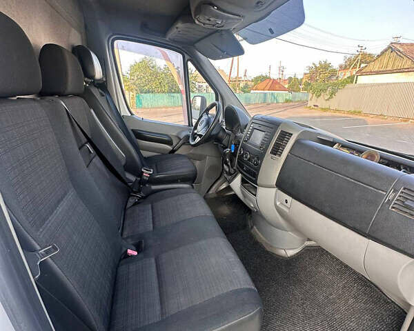 Білий Мерседес Sprinter, об'ємом двигуна 2.14 л та пробігом 300 тис. км за 18500 $, фото 11 на Automoto.ua
