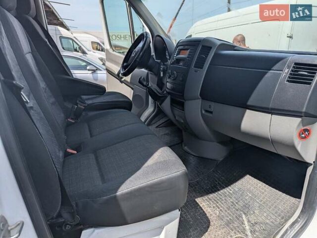 Белый Мерседес Sprinter, объемом двигателя 2.15 л и пробегом 760 тыс. км за 12700 $, фото 19 на Automoto.ua
