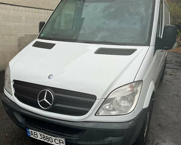 Белый Мерседес Sprinter, объемом двигателя 2.1 л и пробегом 500 тыс. км за 15200 $, фото 11 на Automoto.ua