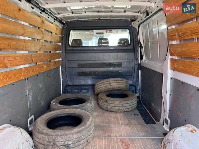 Белый Мерседес Sprinter, объемом двигателя 2.2 л и пробегом 275 тыс. км за 14990 $, фото 9 на Automoto.ua