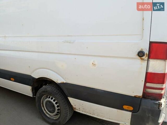 Білий Мерседес Sprinter, об'ємом двигуна 2.15 л та пробігом 760 тис. км за 12700 $, фото 6 на Automoto.ua