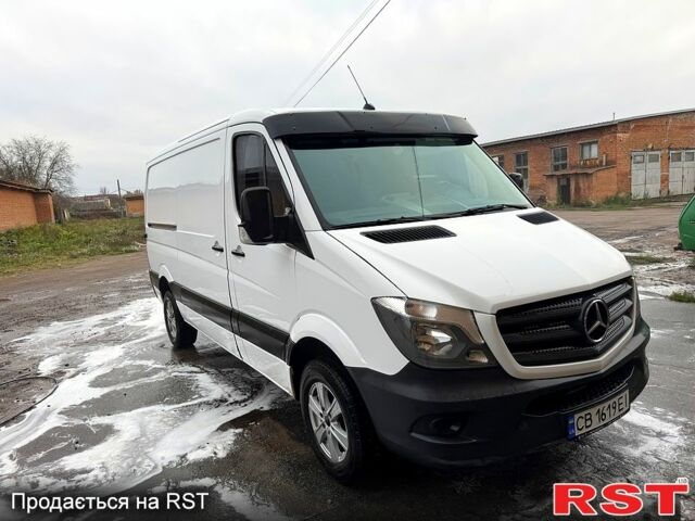 Белый Мерседес Sprinter, объемом двигателя 2.1 л и пробегом 370 тыс. км за 12800 $, фото 2 на Automoto.ua