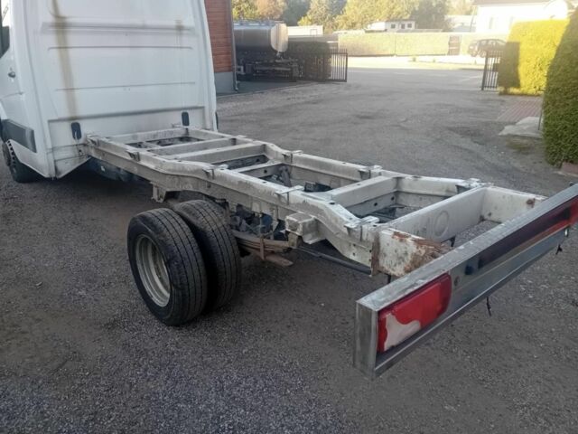 Белый Мерседес Sprinter, объемом двигателя 2.2 л и пробегом 448 тыс. км за 12000 $, фото 5 на Automoto.ua