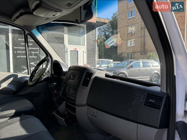 Белый Мерседес Sprinter, объемом двигателя 2.14 л и пробегом 287 тыс. км за 11500 $, фото 5 на Automoto.ua