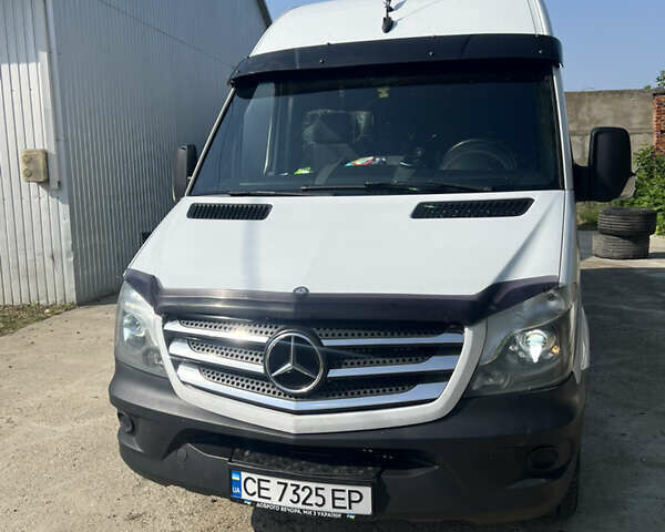 Белый Мерседес Sprinter, объемом двигателя 3 л и пробегом 403 тыс. км за 24300 $, фото 1 на Automoto.ua