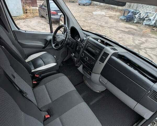 Белый Мерседес Sprinter, объемом двигателя 2.14 л и пробегом 370 тыс. км за 12500 $, фото 42 на Automoto.ua