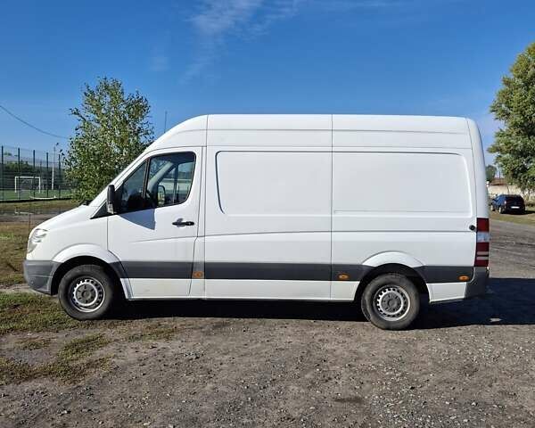 Білий Мерседес Sprinter, об'ємом двигуна 2.14 л та пробігом 251 тис. км за 13800 $, фото 1 на Automoto.ua