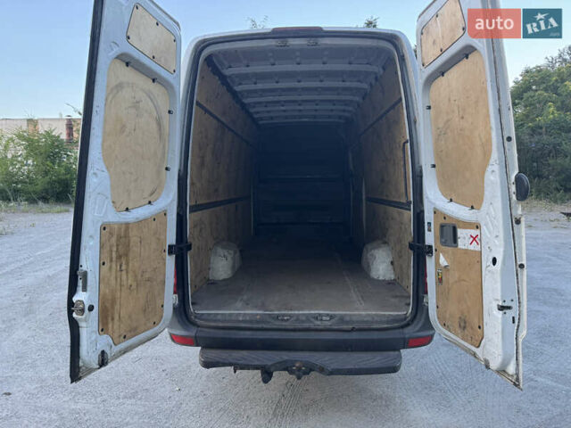 Белый Мерседес Sprinter, объемом двигателя 2.14 л и пробегом 550 тыс. км за 13700 $, фото 8 на Automoto.ua