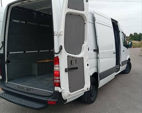 Мерседес Sprinter 2013 в Львове на Automoto.ua Белый Мерседес Sprinter, объемом двигателя 2.1 л и пробегом 304 тыс. км за 16500 $, фото 4 на Automoto.ua
