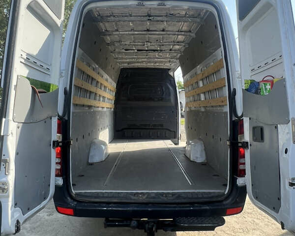 Белый Мерседес Sprinter, объемом двигателя 3 л и пробегом 403 тыс. км за 24300 $, фото 10 на Automoto.ua
