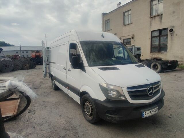 Білий Мерседес Sprinter, об'ємом двигуна 2.2 л та пробігом 265 тис. км за 401 $, фото 4 на Automoto.ua