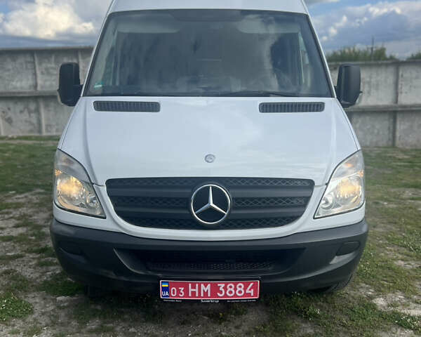 Белый Мерседес Sprinter, объемом двигателя 2.2 л и пробегом 310 тыс. км за 19999 $, фото 7 на Automoto.ua