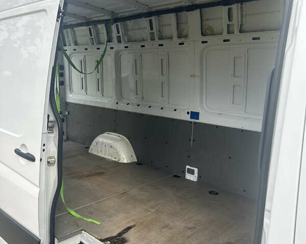 Белый Мерседес Sprinter, объемом двигателя 2.2 л и пробегом 352 тыс. км за 15500 $, фото 6 на Automoto.ua