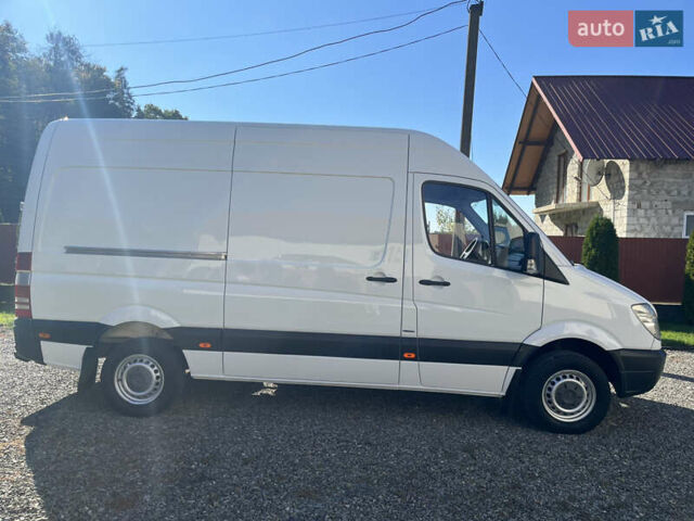 Белый Мерседес Sprinter, объемом двигателя 2.14 л и пробегом 345 тыс. км за 14300 $, фото 6 на Automoto.ua