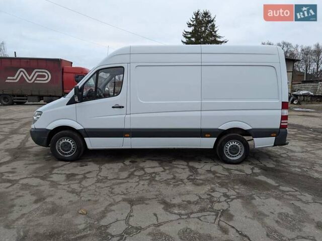 Белый Мерседес Sprinter, объемом двигателя 2.14 л и пробегом 370 тыс. км за 12500 $, фото 11 на Automoto.ua