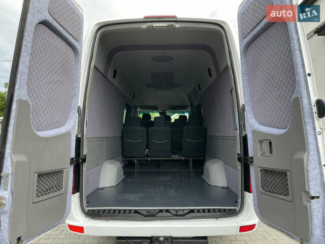 Белый Мерседес Sprinter, объемом двигателя 2.14 л и пробегом 769 тыс. км за 18900 $, фото 30 на Automoto.ua