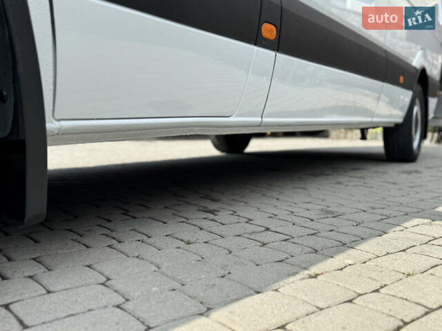 Белый Мерседес Sprinter, объемом двигателя 2.14 л и пробегом 429 тыс. км за 14999 $, фото 41 на Automoto.ua