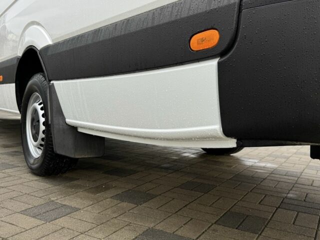 Белый Мерседес Sprinter, объемом двигателя 3 л и пробегом 518 тыс. км за 18999 $, фото 13 на Automoto.ua