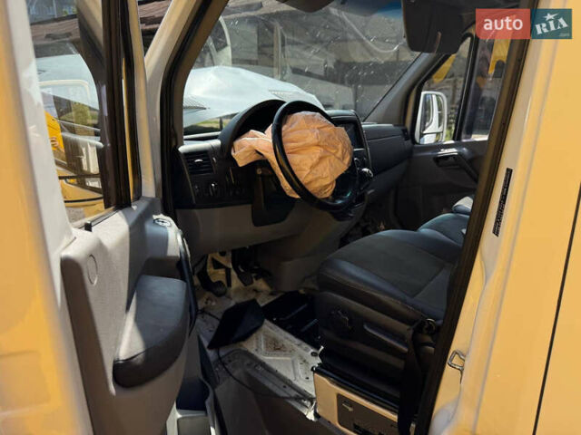 Білий Мерседес Sprinter, об'ємом двигуна 2.1 л та пробігом 500 тис. км за 13479 $, фото 5 на Automoto.ua