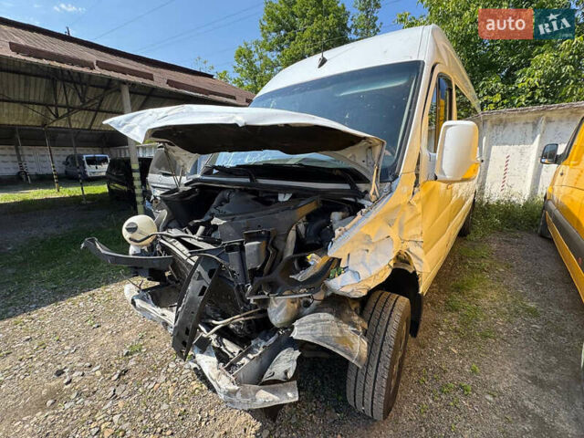 Білий Мерседес Sprinter, об'ємом двигуна 2.1 л та пробігом 500 тис. км за 13479 $, фото 6 на Automoto.ua