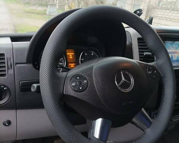 Белый Мерседес Sprinter, объемом двигателя 2.14 л и пробегом 480 тыс. км за 18600 $, фото 12 на Automoto.ua