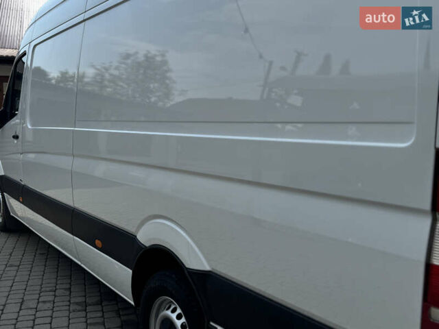 Белый Мерседес Sprinter, объемом двигателя 2.14 л и пробегом 429 тыс. км за 14999 $, фото 36 на Automoto.ua