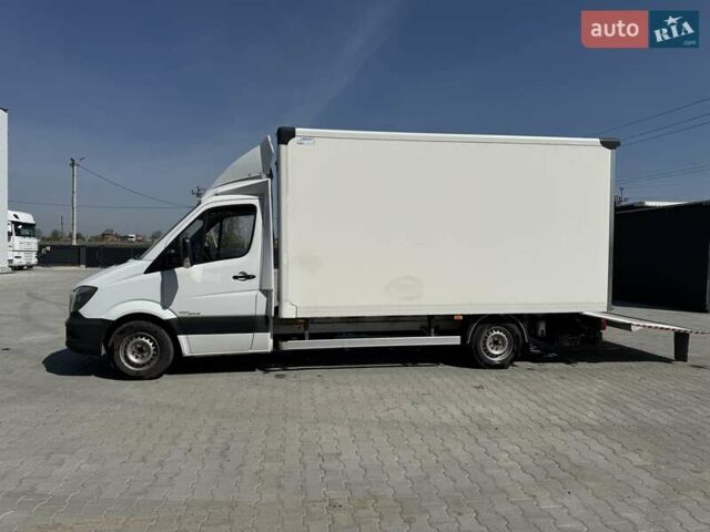 Белый Мерседес Sprinter, объемом двигателя 2.2 л и пробегом 328 тыс. км за 17500 $, фото 1 на Automoto.ua