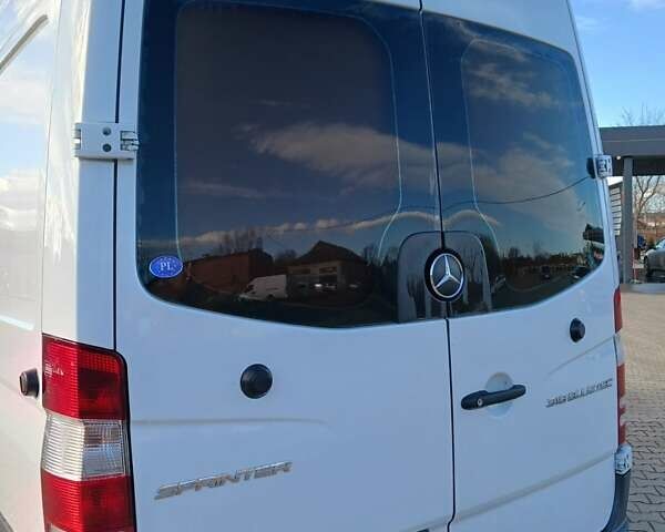 Мерседес Sprinter 2014 в Коломые на Automoto.ua Белый Мерседес Sprinter, объемом двигателя 3 л и пробегом 470 тыс. км за 26000 $, фото 10 на Automoto.ua