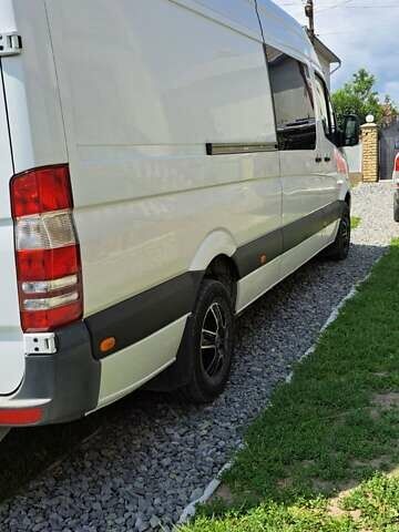 Белый Мерседес Sprinter, объемом двигателя 0 л и пробегом 357 тыс. км за 25000 $, фото 21 на Automoto.ua