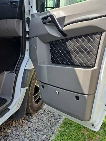 Белый Мерседес Sprinter, объемом двигателя 0 л и пробегом 357 тыс. км за 25000 $, фото 40 на Automoto.ua