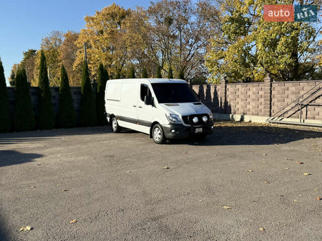 Белый Мерседес Sprinter, объемом двигателя 3 л и пробегом 378 тыс. км за 19500 $, фото 6 на Automoto.ua