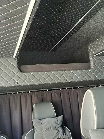 Белый Мерседес Sprinter, объемом двигателя 0 л и пробегом 357 тыс. км за 25000 $, фото 13 на Automoto.ua