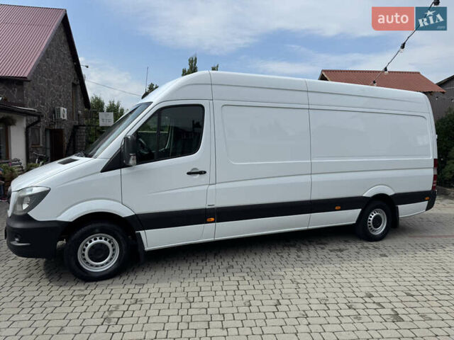 Белый Мерседес Sprinter, объемом двигателя 2.14 л и пробегом 429 тыс. км за 14999 $, фото 4 на Automoto.ua