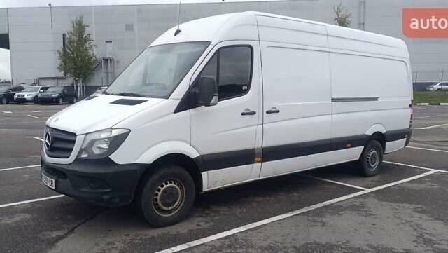 Белый Мерседес Sprinter, объемом двигателя 2.15 л и пробегом 300 тыс. км за 14000 $, фото 15 на Automoto.ua