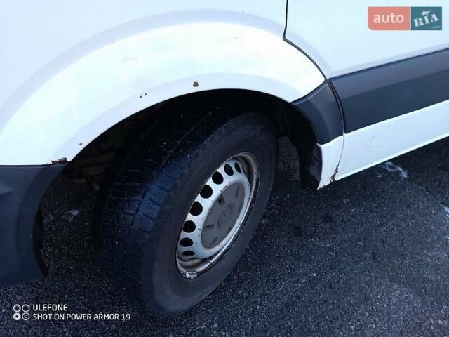Белый Мерседес Sprinter, объемом двигателя 2.2 л и пробегом 524 тыс. км за 14200 $, фото 4 на Automoto.ua
