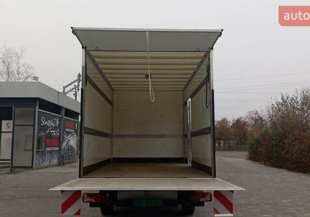 Белый Мерседес Sprinter, объемом двигателя 0 л и пробегом 282 тыс. км за 18900 $, фото 14 на Automoto.ua
