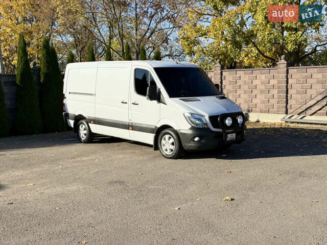 Белый Мерседес Sprinter, объемом двигателя 3 л и пробегом 378 тыс. км за 19500 $, фото 8 на Automoto.ua