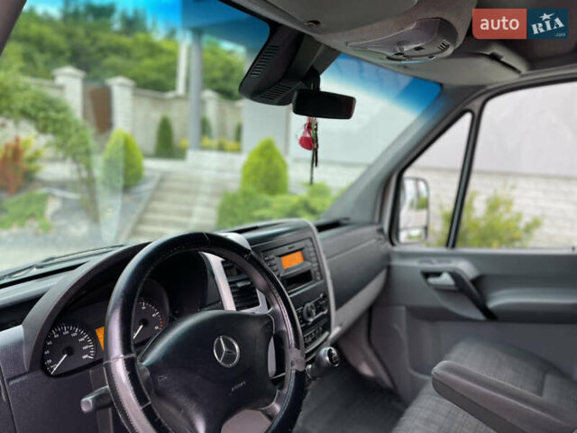 Белый Мерседес Sprinter, объемом двигателя 2.14 л и пробегом 769 тыс. км за 18900 $, фото 28 на Automoto.ua