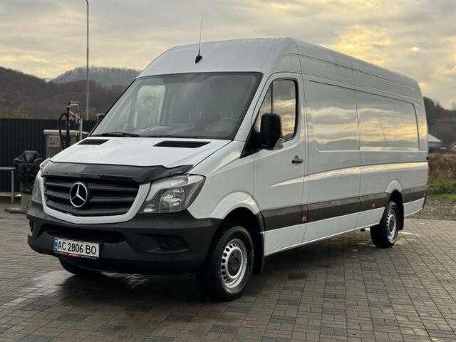 Белый Мерседес Sprinter, объемом двигателя 3 л и пробегом 518 тыс. км за 18999 $, фото 2 на Automoto.ua