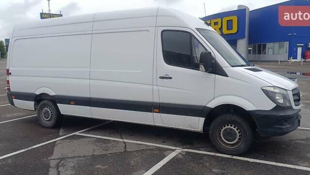 Белый Мерседес Sprinter, объемом двигателя 2.15 л и пробегом 300 тыс. км за 14000 $, фото 12 на Automoto.ua