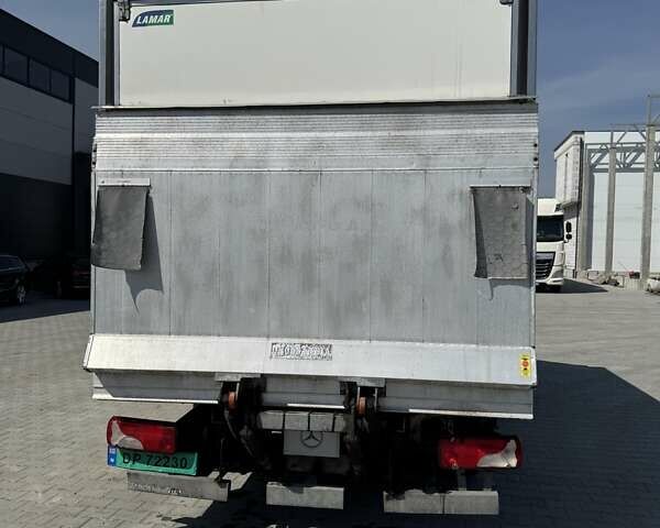 Белый Мерседес Sprinter, объемом двигателя 2.2 л и пробегом 328 тыс. км за 17500 $, фото 8 на Automoto.ua