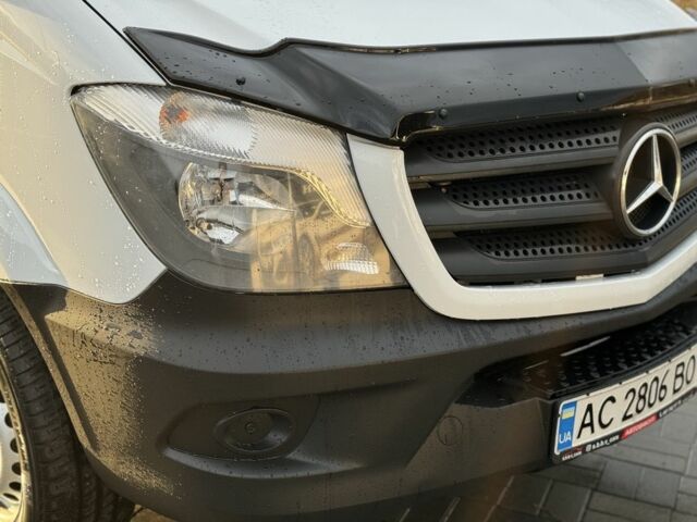 Белый Мерседес Sprinter, объемом двигателя 3 л и пробегом 518 тыс. км за 18999 $, фото 10 на Automoto.ua