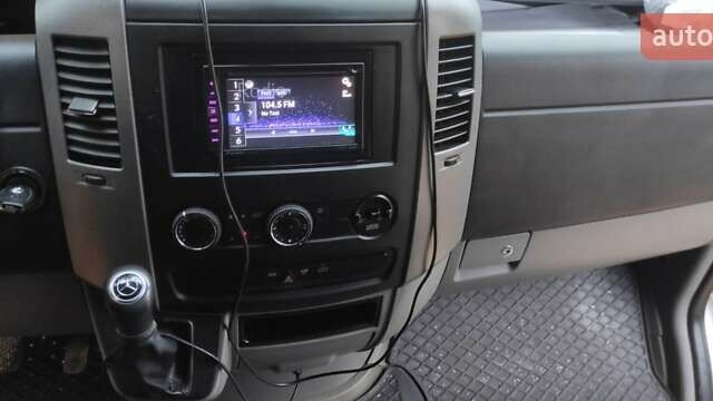 Белый Мерседес Sprinter, объемом двигателя 2.1 л и пробегом 545 тыс. км за 15500 $, фото 19 на Automoto.ua