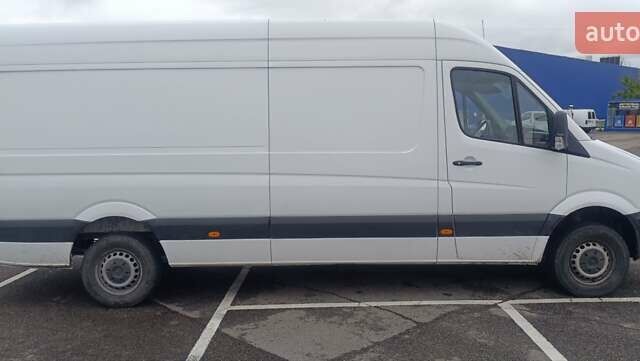 Белый Мерседес Sprinter, объемом двигателя 2.15 л и пробегом 300 тыс. км за 14000 $, фото 13 на Automoto.ua