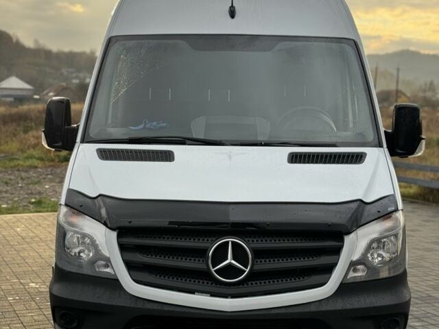 Белый Мерседес Sprinter, объемом двигателя 3 л и пробегом 518 тыс. км за 18999 $, фото 6 на Automoto.ua