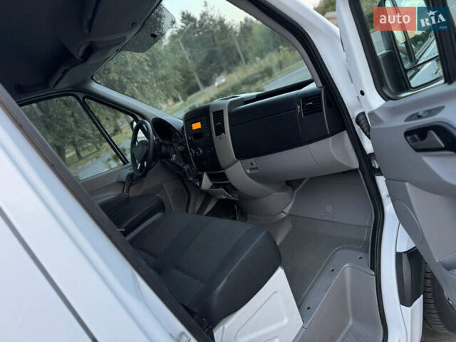 Белый Мерседес Sprinter, объемом двигателя 2.2 л и пробегом 289 тыс. км за 18200 $, фото 12 на Automoto.ua