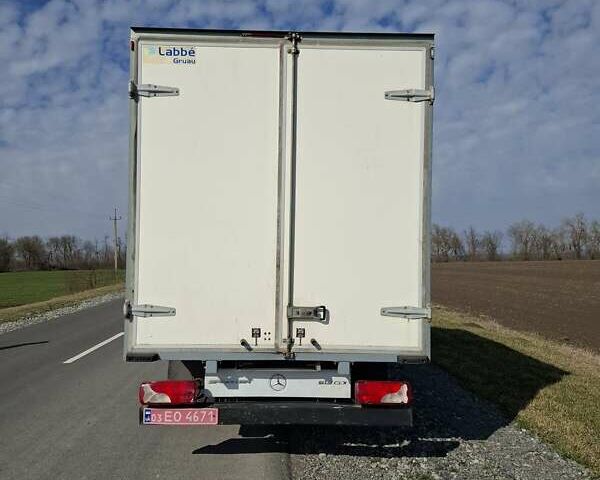 Белый Мерседес Sprinter, объемом двигателя 2.2 л и пробегом 218 тыс. км за 19999 $, фото 3 на Automoto.ua