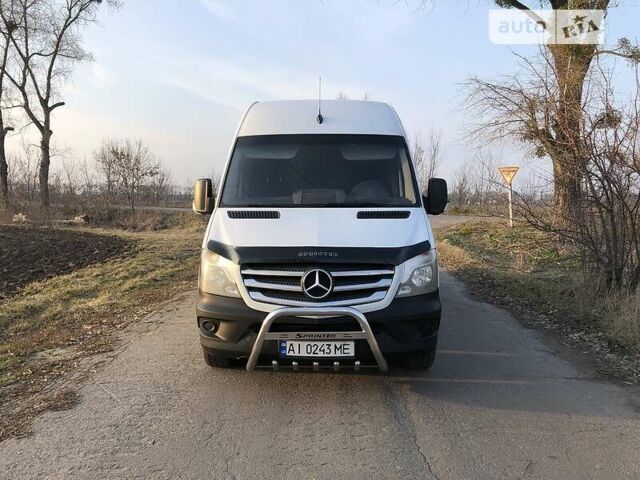 Белый Мерседес Sprinter, объемом двигателя 2.2 л и пробегом 275 тыс. км за 15900 $, фото 1 на Automoto.ua